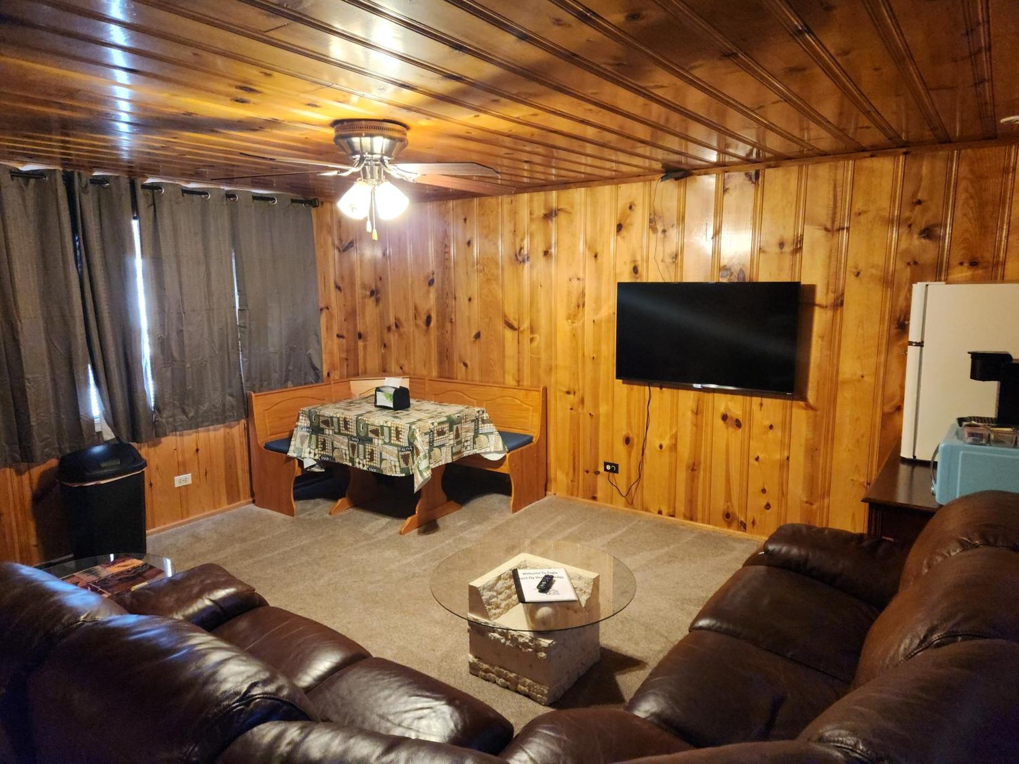 Eagle Nest Fly Shack & Lodge Camera foto